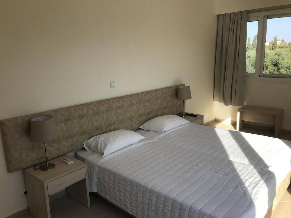 Ai Helis Resort スヴォロナータ エクステリア 写真